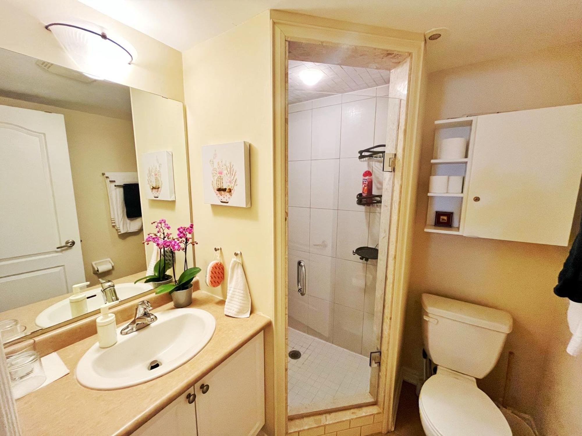 Stunning Rooms In Townhouse Across The Beach Τορόντο Εξωτερικό φωτογραφία