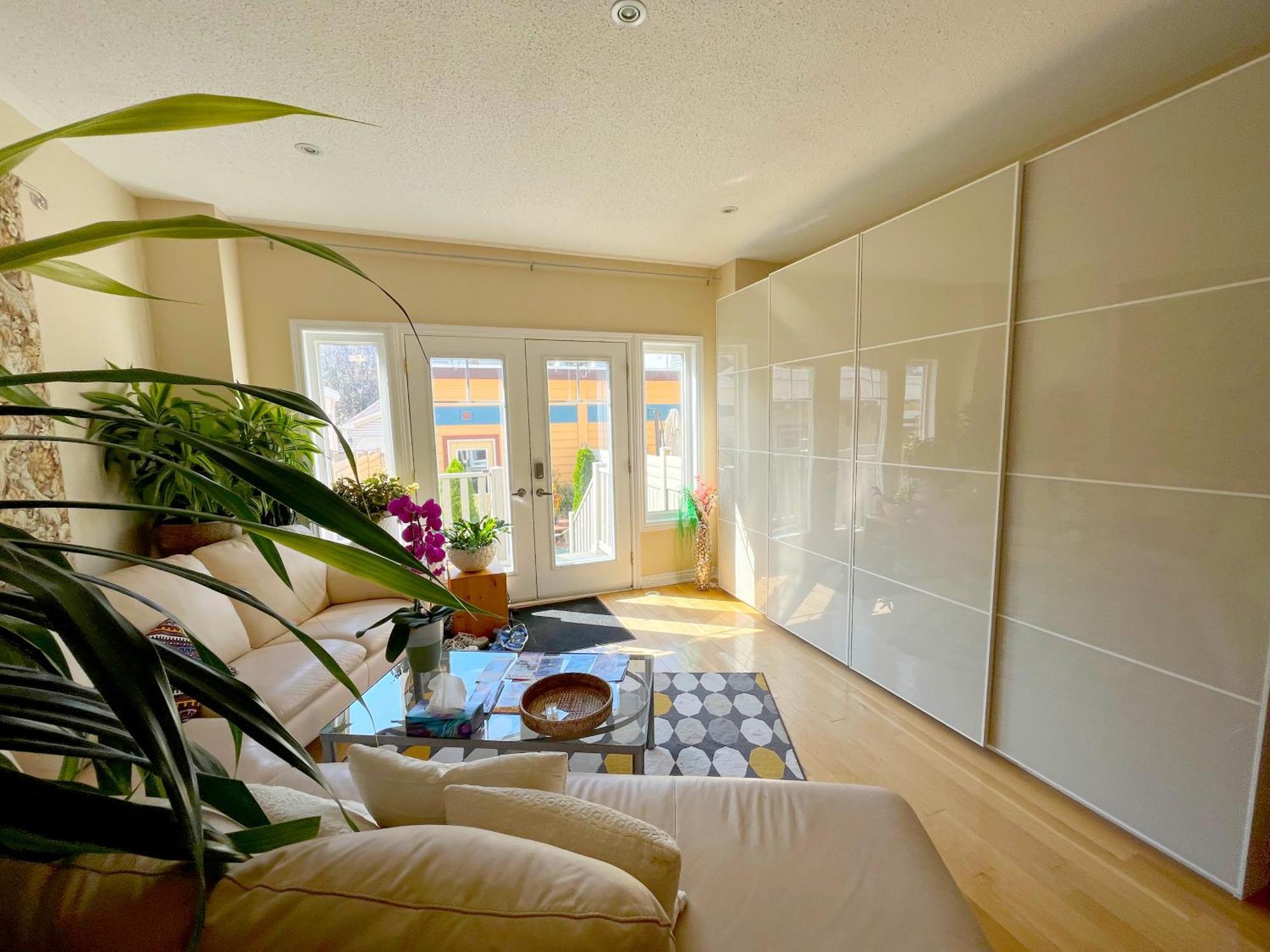 Stunning Rooms In Townhouse Across The Beach Τορόντο Εξωτερικό φωτογραφία