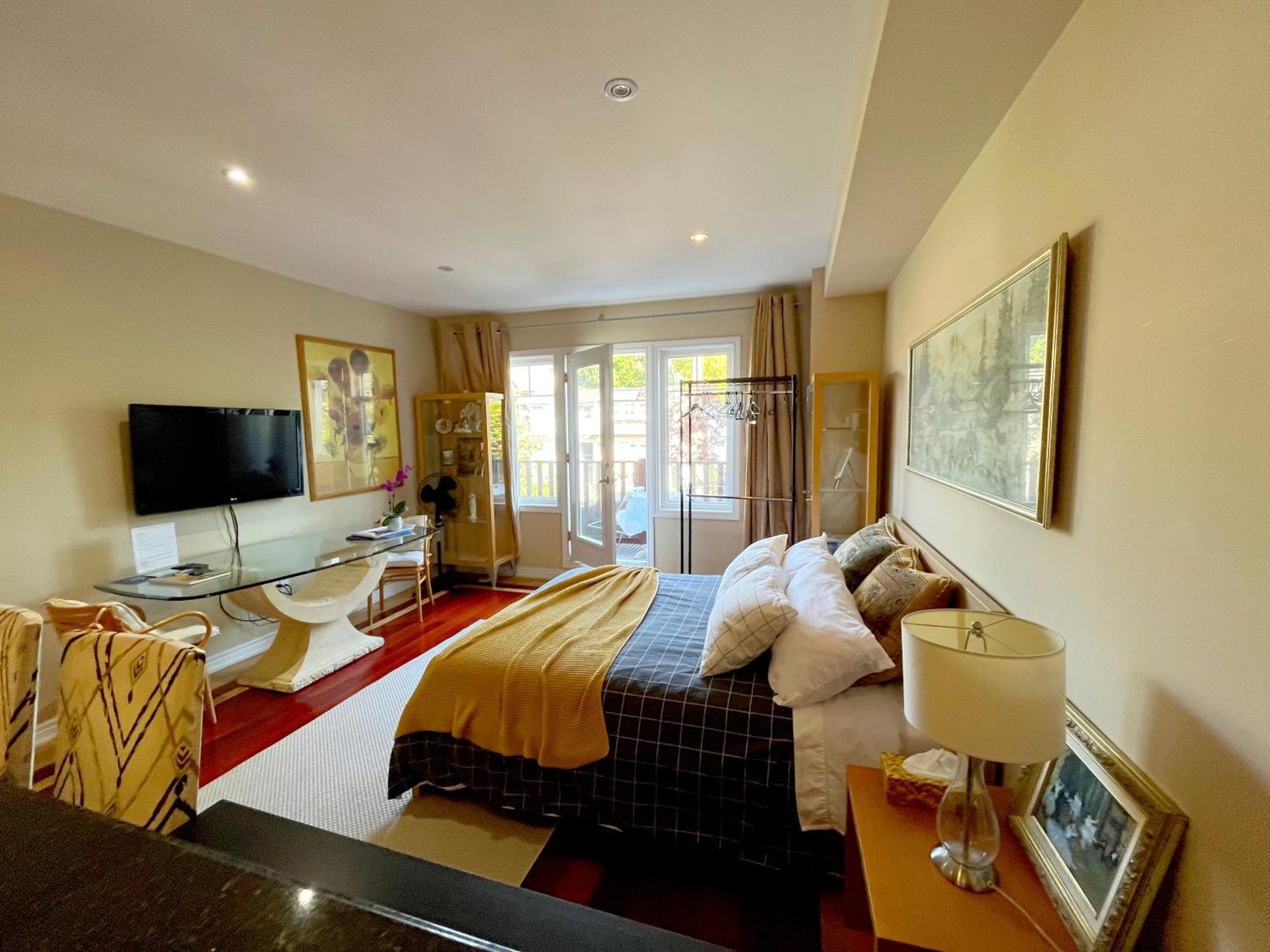 Stunning Rooms In Townhouse Across The Beach Τορόντο Εξωτερικό φωτογραφία